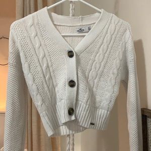 Cute hollister sweater